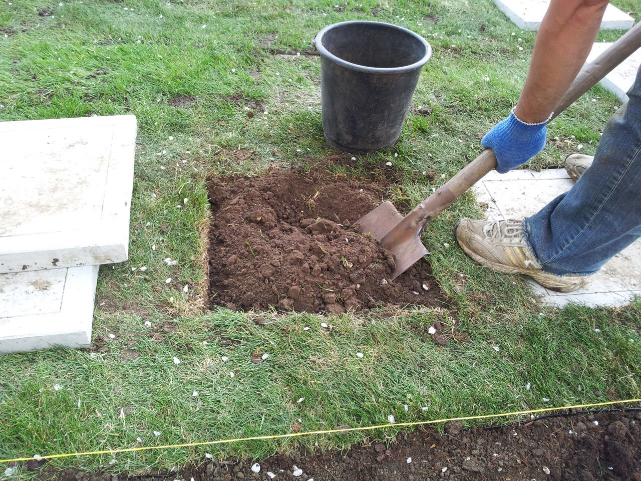 укладка дорожки из камня